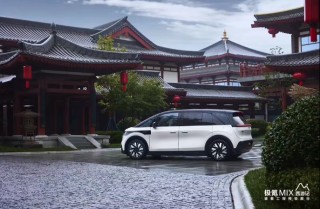 极氪 MIX 纯电 MPV 最新官图公布：半隐藏式门把手设计，预计下半年上市