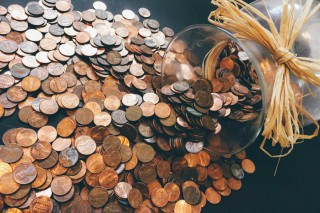 如何评估贵金属的价值？这种评估方法有哪些潜在的风险？