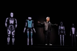 抖音[金鑫配资]加速一切！黄仁勋：Blackwell现在投产，2026年将推出下一代AI平台Rubin
