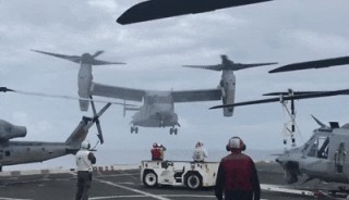 日记[上阳网配资]美F-35B战机，刚出厂就摔了