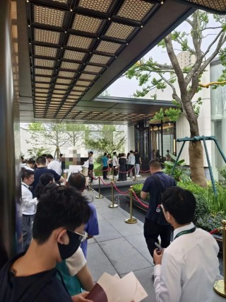 日记[中祥配资]实探沪深楼市！售楼处大排长龙，市场有望进入政策兑现期