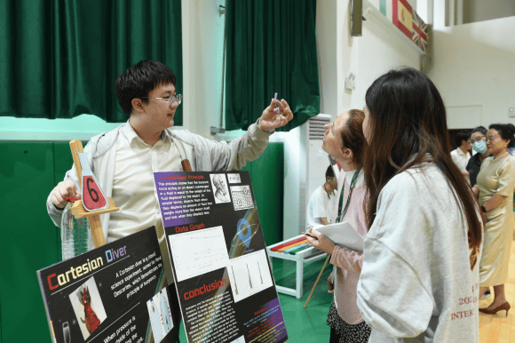 打造教育行业“新质生产力”，海南枫叶国际学校科学教育谱写新篇-第8张图片