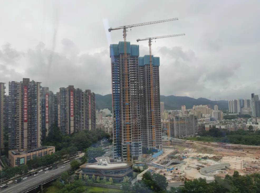 “三小时内开除全体员工”“房子都没人卖了”！深圳一老牌房企被曝全员解散，员工上门维权却已无人对接-第9张图片