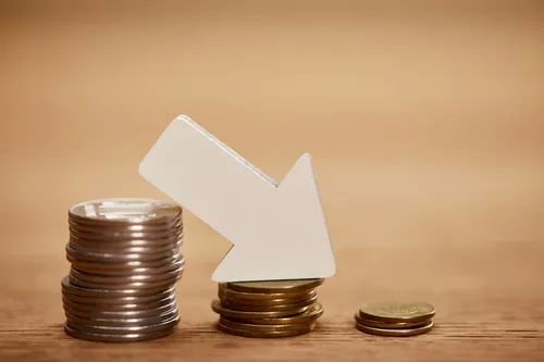 “双标”？LV被曝售后欧洲免费，国内却收2400元！客服回应...-第12张图片