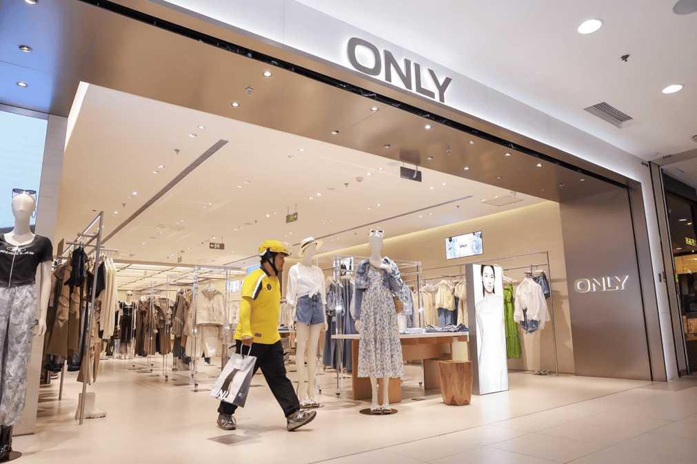 杰克琼斯、ONLY超1400家门店入驻美团闪购 即时零售服饰品类高速增长-第2张图片