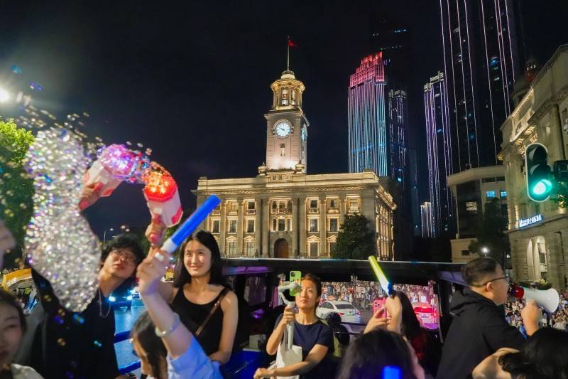 良品铺子与Pingu：零食界“联名达人”再出招，爆款热销出圈-第3张图片