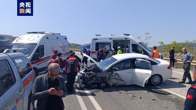土耳其4天内发生三千多起交通事故 超五千人伤亡-第2张图片