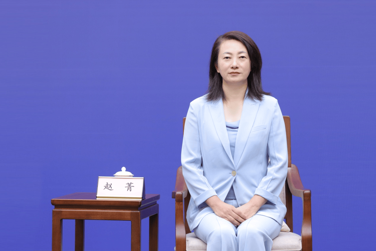 全国人大代表、步长制药副董事长赵菁受邀参加“牢记嘱托・走在前・挑大梁・奋力谱写中国式现代化篇章”民营企业家记者见面会-第2张图片
