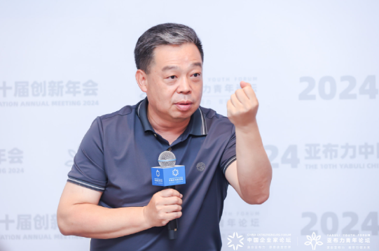 专家：机器人取代的就是名校毕业生 厨师工资高于硕士-第1张图片