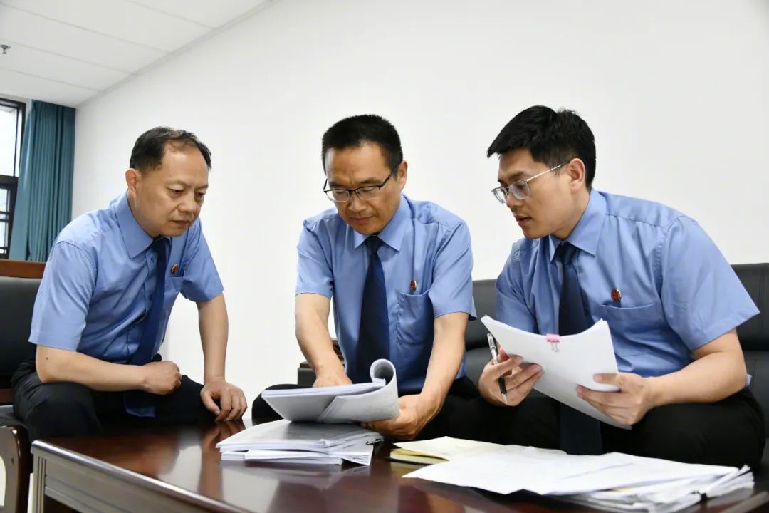 亿元债权被查封冻结，原被告双方竟调解结案？｜今晚九点半-第3张图片