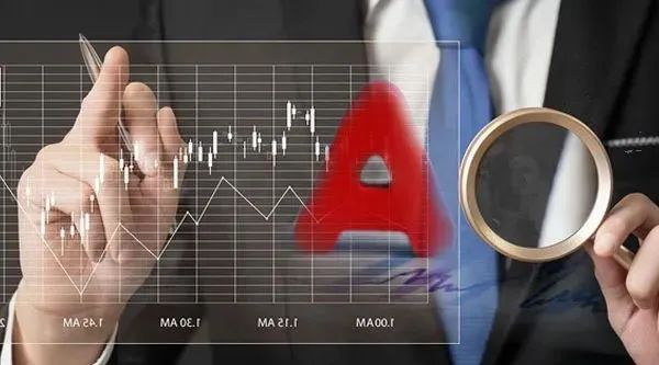 A股基金"中考"排名新鲜出炉！两位"十强"选手发声-第1张图片