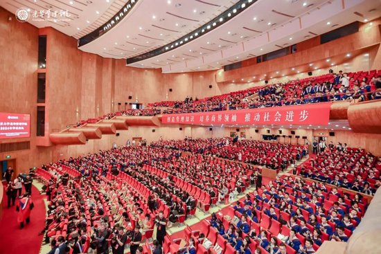 北大刘俏驳斥“中国登顶论”，这是一个近期流传甚广、影响深远的中国经济叙事-第2张图片