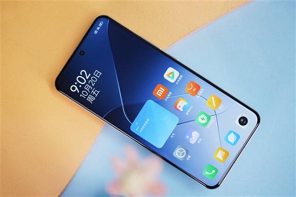 首发骁龙8 Gen4！曝小米15 Pro机身轻量化：手感媲美iPhone-第1张图片