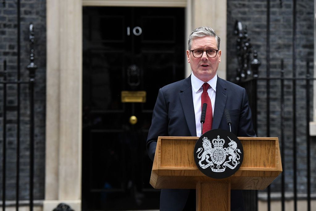 律师出身，被称“规矩先生”，英国新首相斯塔默是什么样的人？-第1张图片