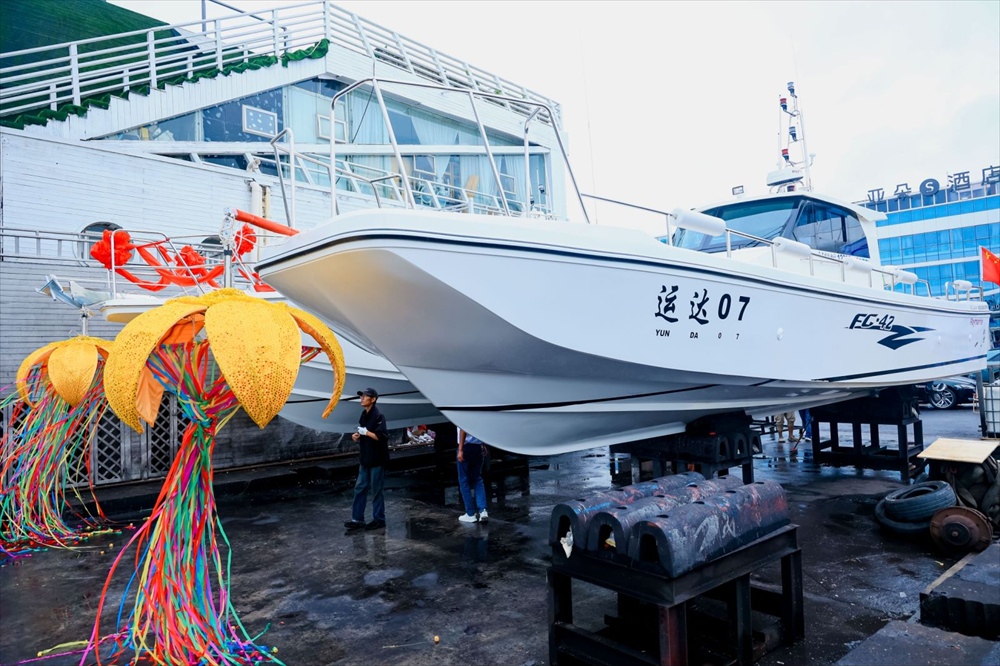 铃木（中国）于青岛成功举办DF350A船外机试乘体验会， 引领休闲娱乐船艇新风尚-第2张图片