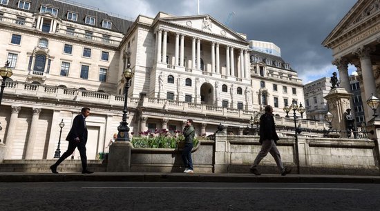 英国央行官员Mann：对降息持谨慎态度 预计通胀将上升-第1张图片