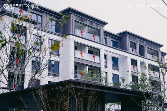 深圳“天价”豪宅被拍卖，洪涛集团老板娘救公司于水火，嫁给上市老总屈才了？-第7张图片