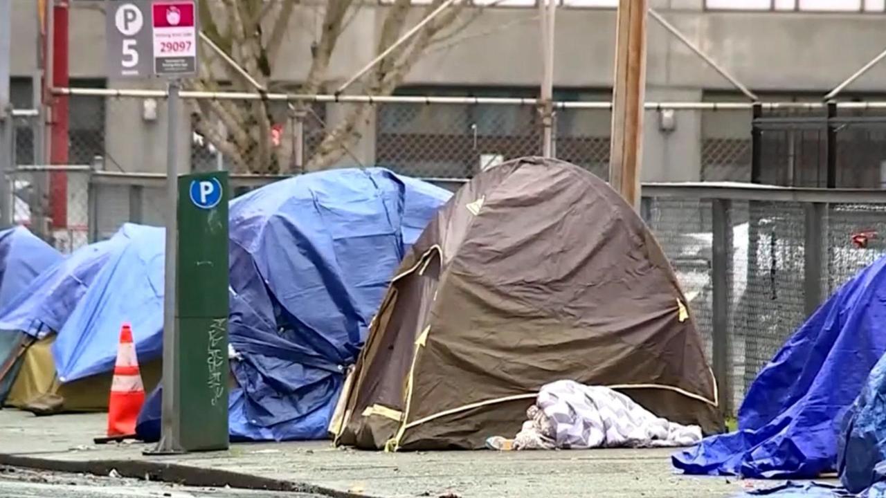美国加州州长发布行政令 要求拆除该州无家可归者营地-第1张图片