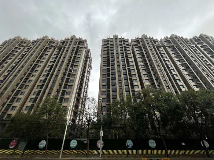 李嘉诚的北京“御翠园”捂盘23年后入市，价格暴涨50倍，港风装修遭吐槽-第1张图片
