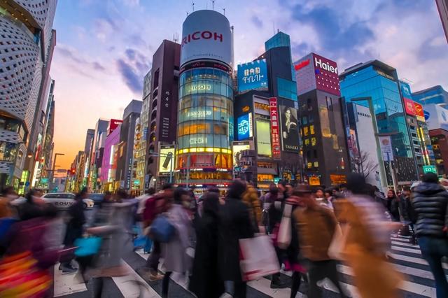 外媒：日元贬值，中国游客“拯救”日本奢侈品市场-第1张图片