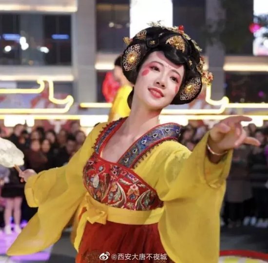 曲江文旅董事长留置超3个月仍未归，网友支招大唐不夜城收1元门票钱创收-第1张图片