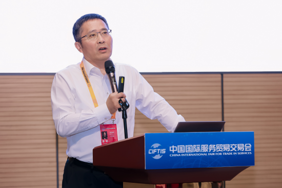 郑海伟：用友在金融行业、财税管理等垂类领域的大模型应用成果-第1张图片