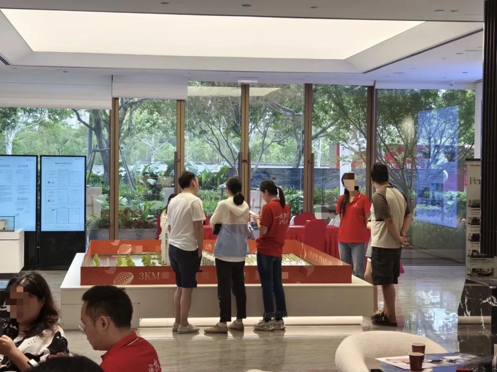 “几乎是上周末的3倍！”楼市“银十”有望变“金十”，A股大涨叠加楼市松绑，买房更有底气？-第5张图片