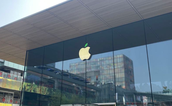 iPhone 16全系降价，至高优惠1600元！发售仅一个月，曾被曝存在随机重启问题-第1张图片
