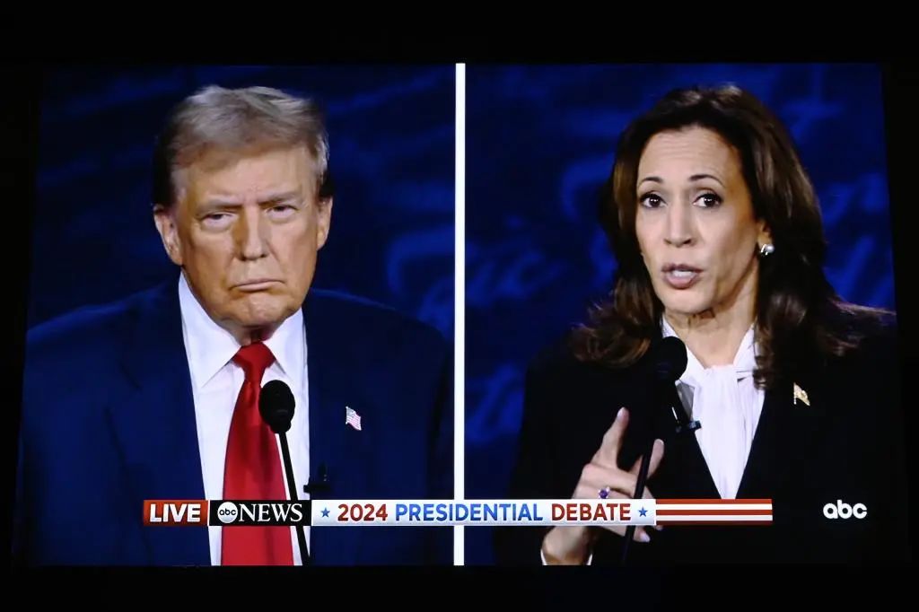 特朗普又要“官宣”胜选？美国民警卫队紧急待命防内乱！美媒：计划在大选后离开美国的富人创下纪录-第2张图片
