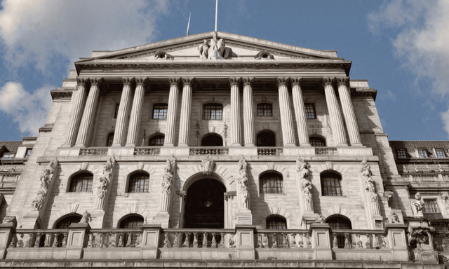 英国央行决议概要：降息25个基点，一名委员投下反对票-第1张图片