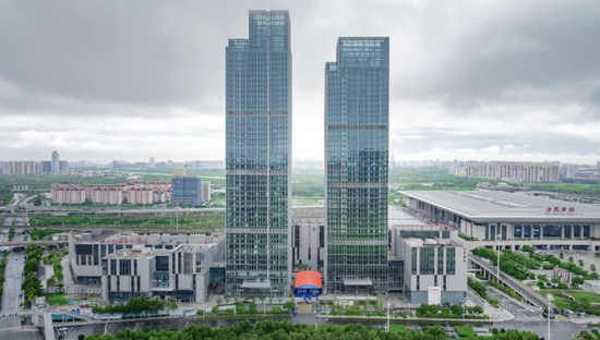 合肥绿地中央广场GX360盛大启幕，打造创新型商业标杆，搭建新能源汽车出口平台-第2张图片