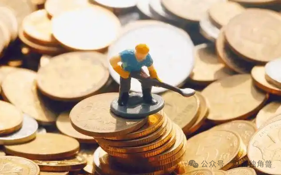 华安基金万建军在管基金亏37%，“一拖多抄作业”引质疑-第1张图片