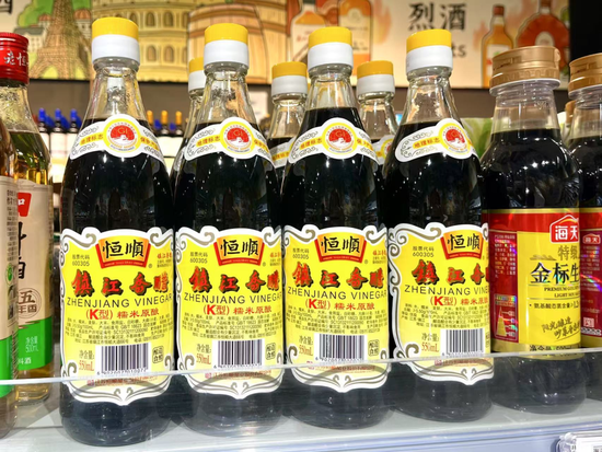 “食醋第一股”董事长辞职，接棒人是他-第1张图片