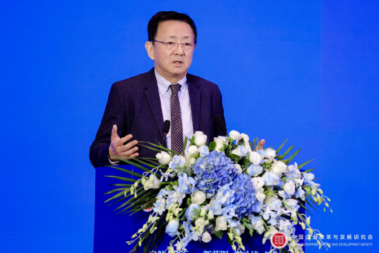 樊纲：现在大家对传统产业上不上市好像都不太关心了-第1张图片